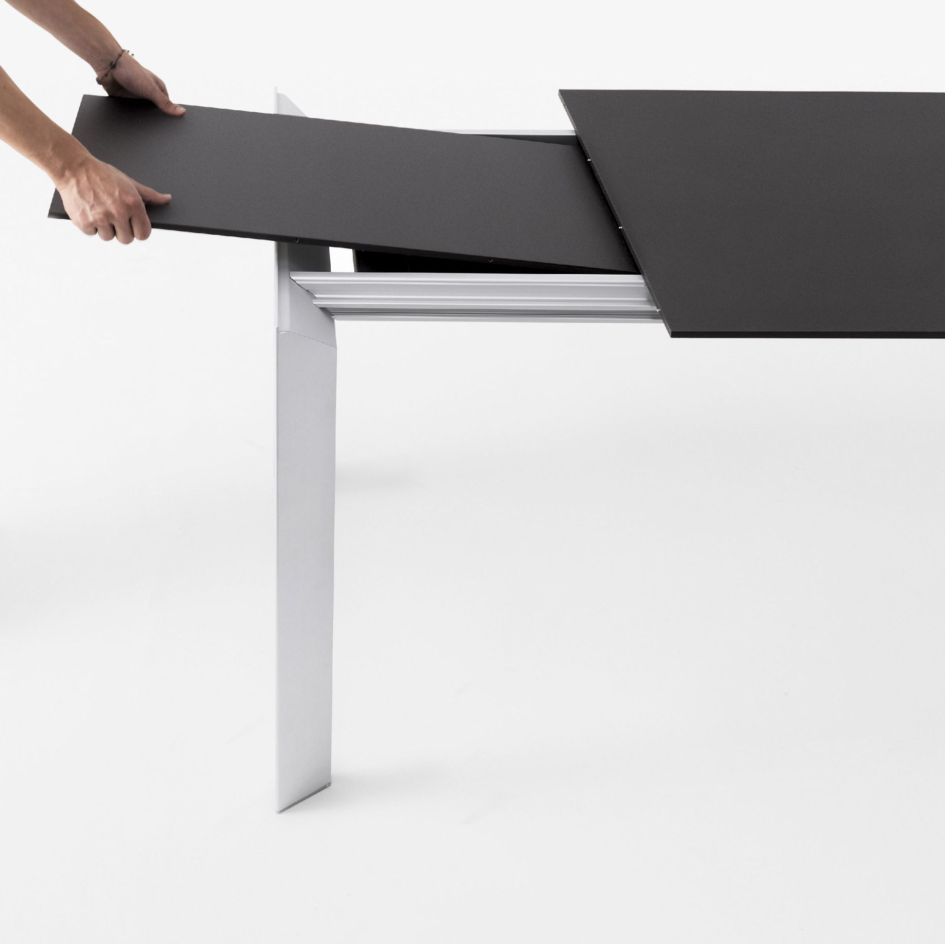 Nori uitschuifbare tafel / eettafel KRISTALIA