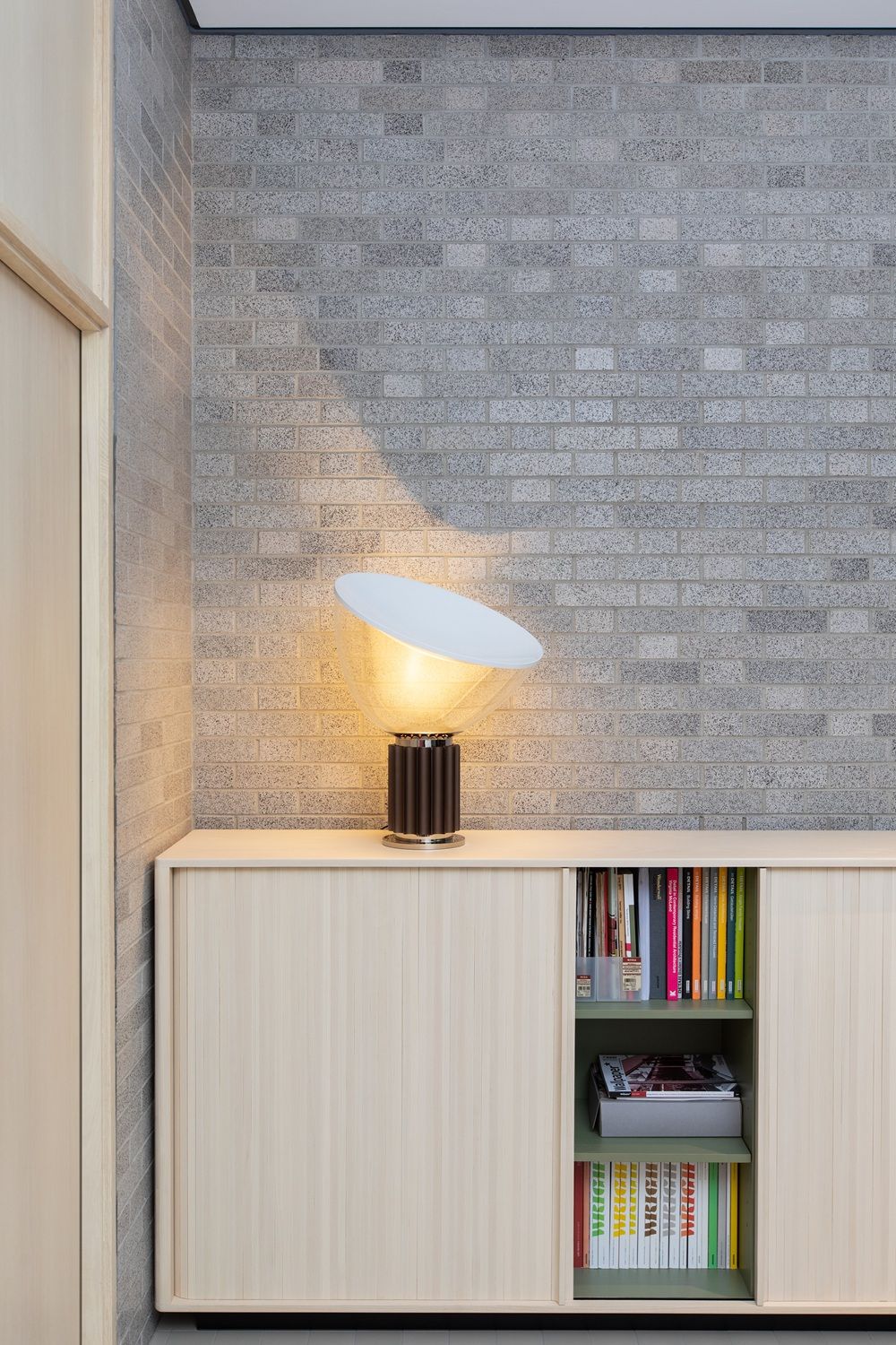 Taccia Small LED-tafellamp van Flos