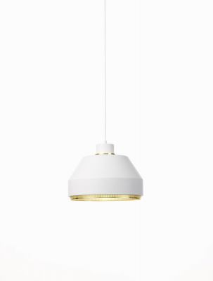 Weiße AMA500 Pendelleuchte von Artek mit goldenem Detail, moderne Hängelampe für stilvolle Innenbeleuchtung.