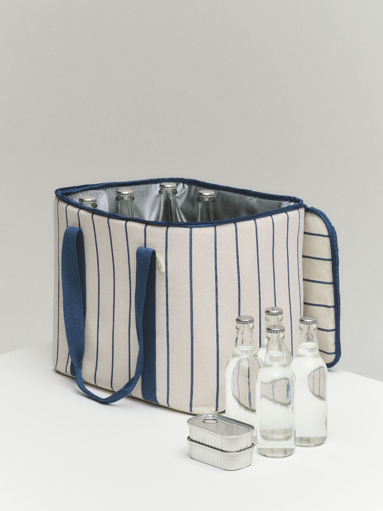 Koeltas voor buitenmarkten beige met blauwe strepen Hay