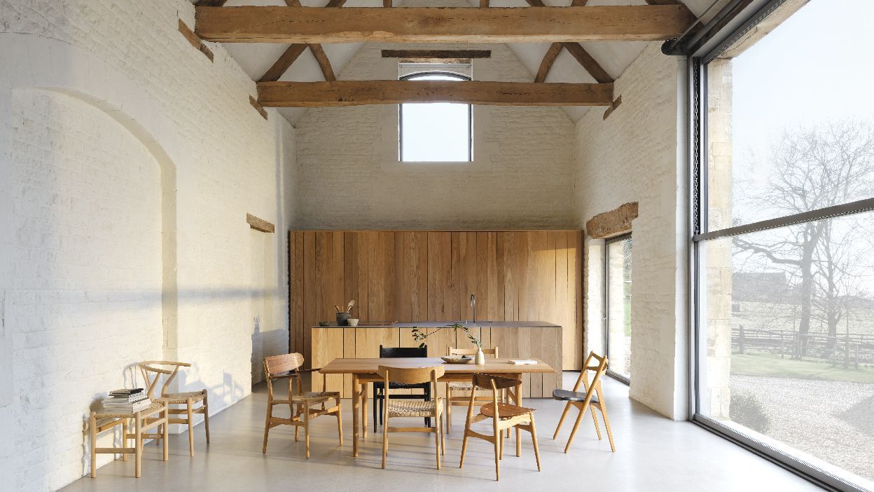 CH23 houten stoel van Carl Hansen & Søn