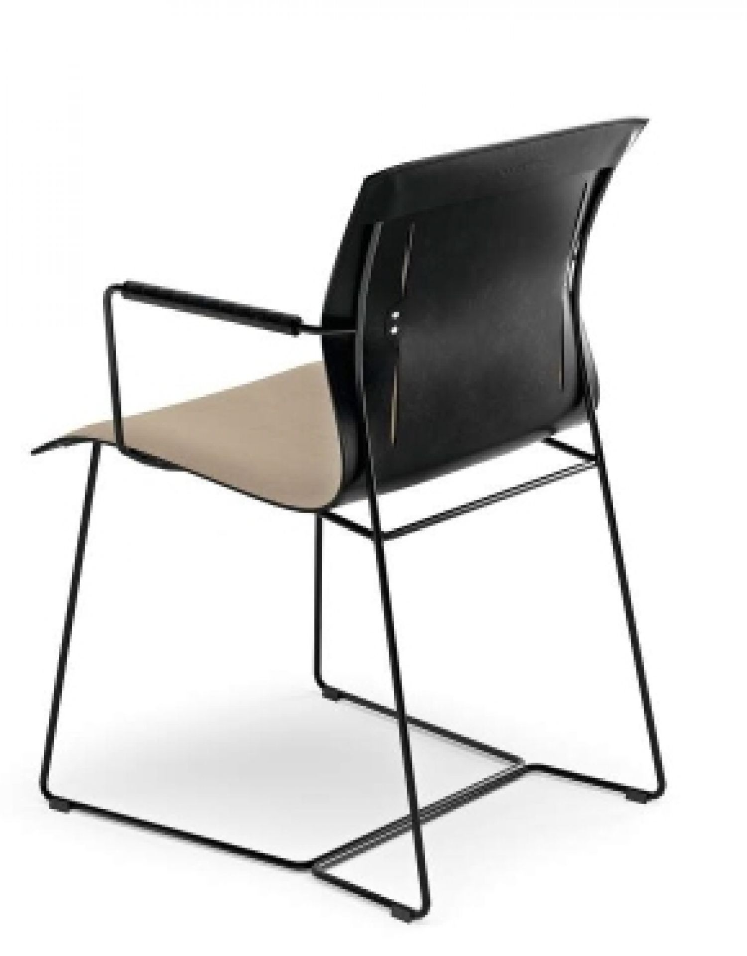 Cuoio Stuhl von Walter Knoll, schwarzes Gestell, beige Sitzfläche und Rückenlehne, modernes Design.