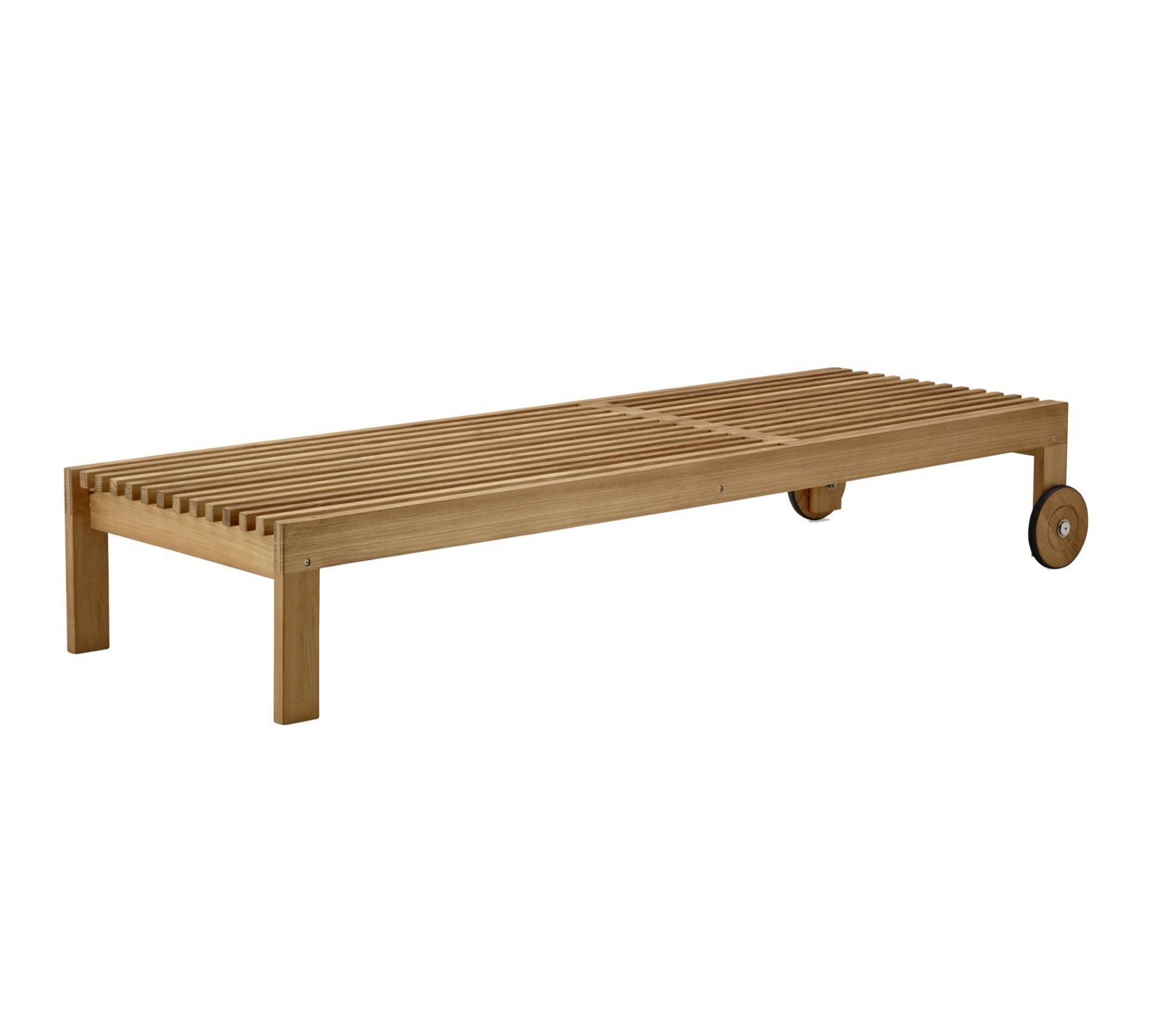 Cane-Line Amaze Sonnenliege aus Teakholz mit Rädern für den Garten oder Poolbereich.