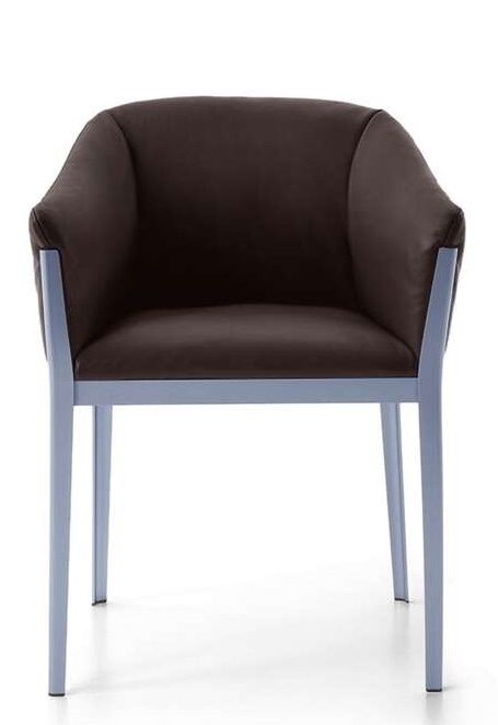 Brauner 140 Cotone Stuhl von Cassina mit hellblauem Gestell, moderner Sessel für Wohnzimmer.