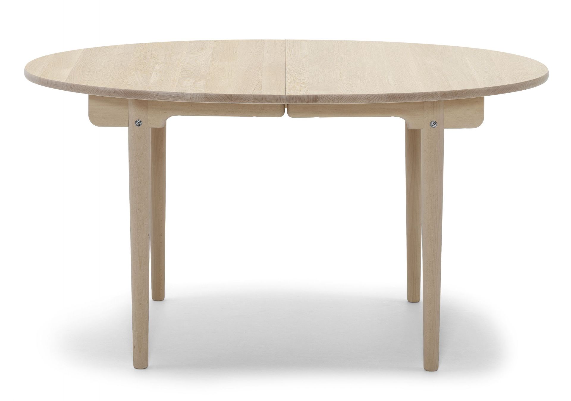 CH337 Esstisch aus Buche von Carl Hansen & Søn, oval und ausziehbar.