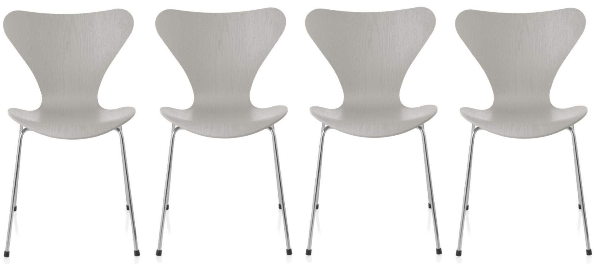 Vier graue Siebener Stühle von Fritz Hansen aus Esche mit Chromgestell. Designklassiker.