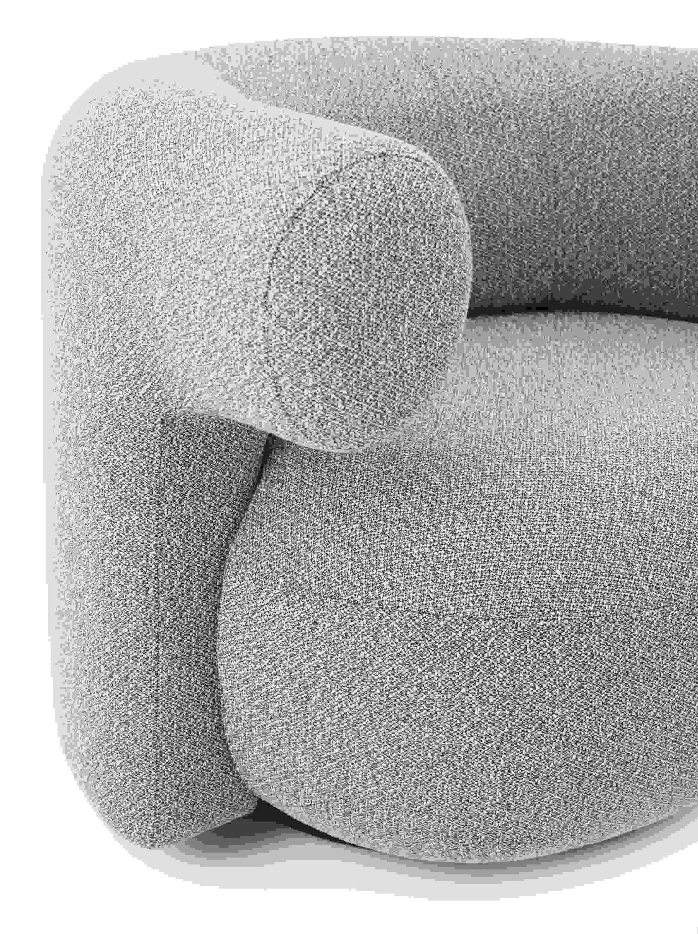 Detailaufnahme des grauen Burra Lounge Sessels von Normann Copenhagen für den Außenbereich.