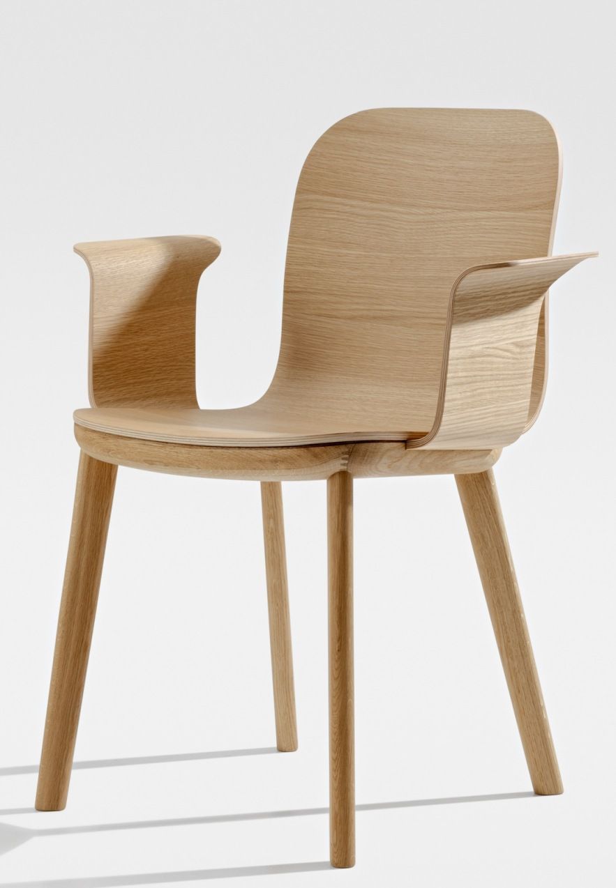 Aeon Comfort Chair Armlehnstuhl Zeitraum aus hellem Holz, minimalistisches Design für Esszimmer und Büro.