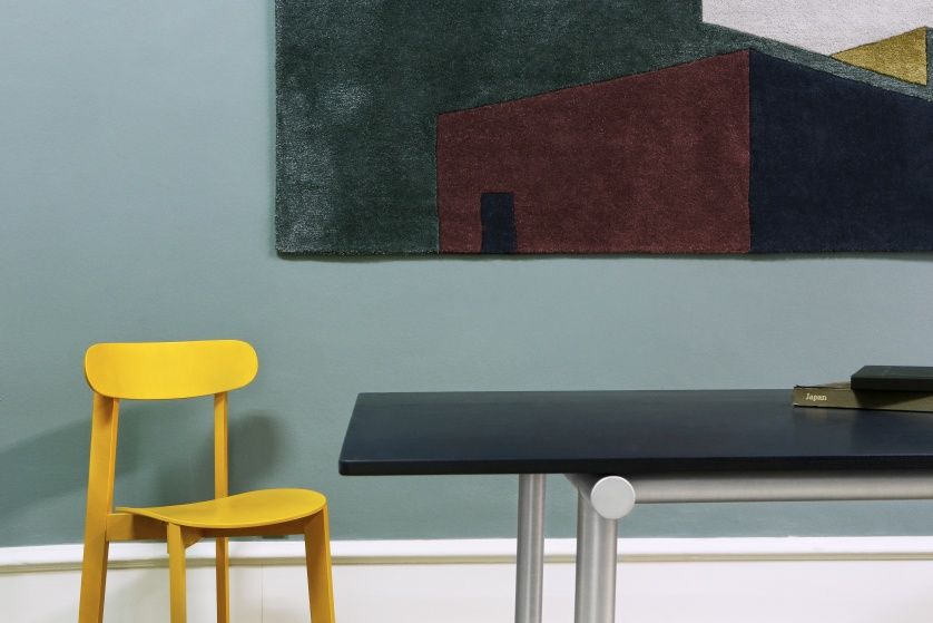 Gelber Bondi Chair Stuhl von Please wait to be seated, Esche lackiert, modernes Design.