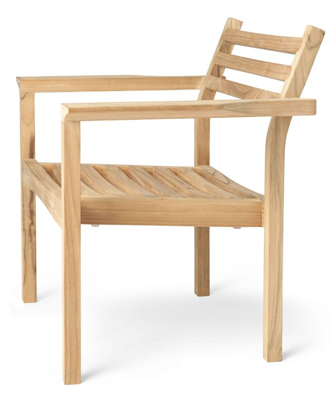 AH601 Teak Armlehnstuhl von Carl Hansen & Søn für den Garten oder die Terrasse.