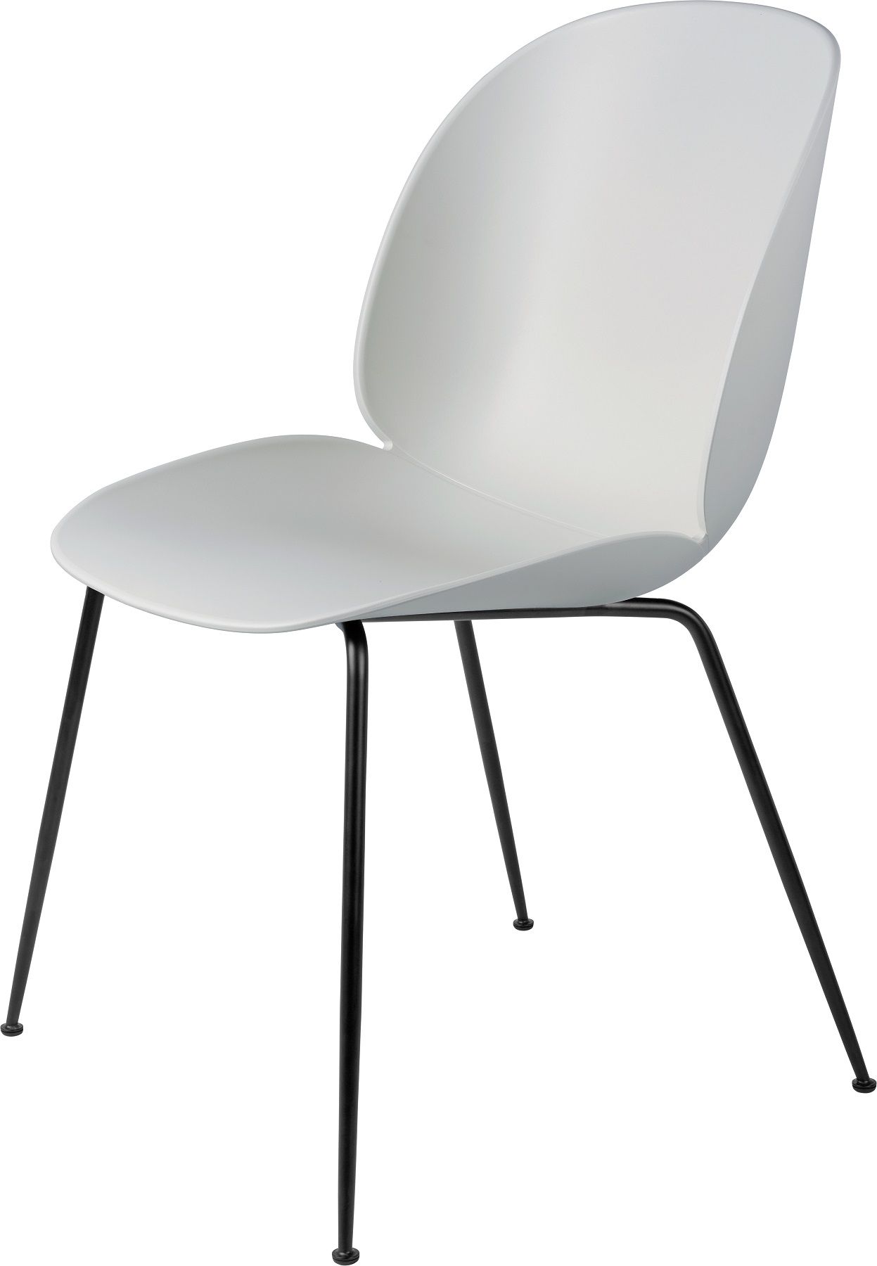 Weißer Beetle Chair Esszimmerstuhl von Gubi mit konischem, schwarzem Metallgestell, ungepolstert und modern.