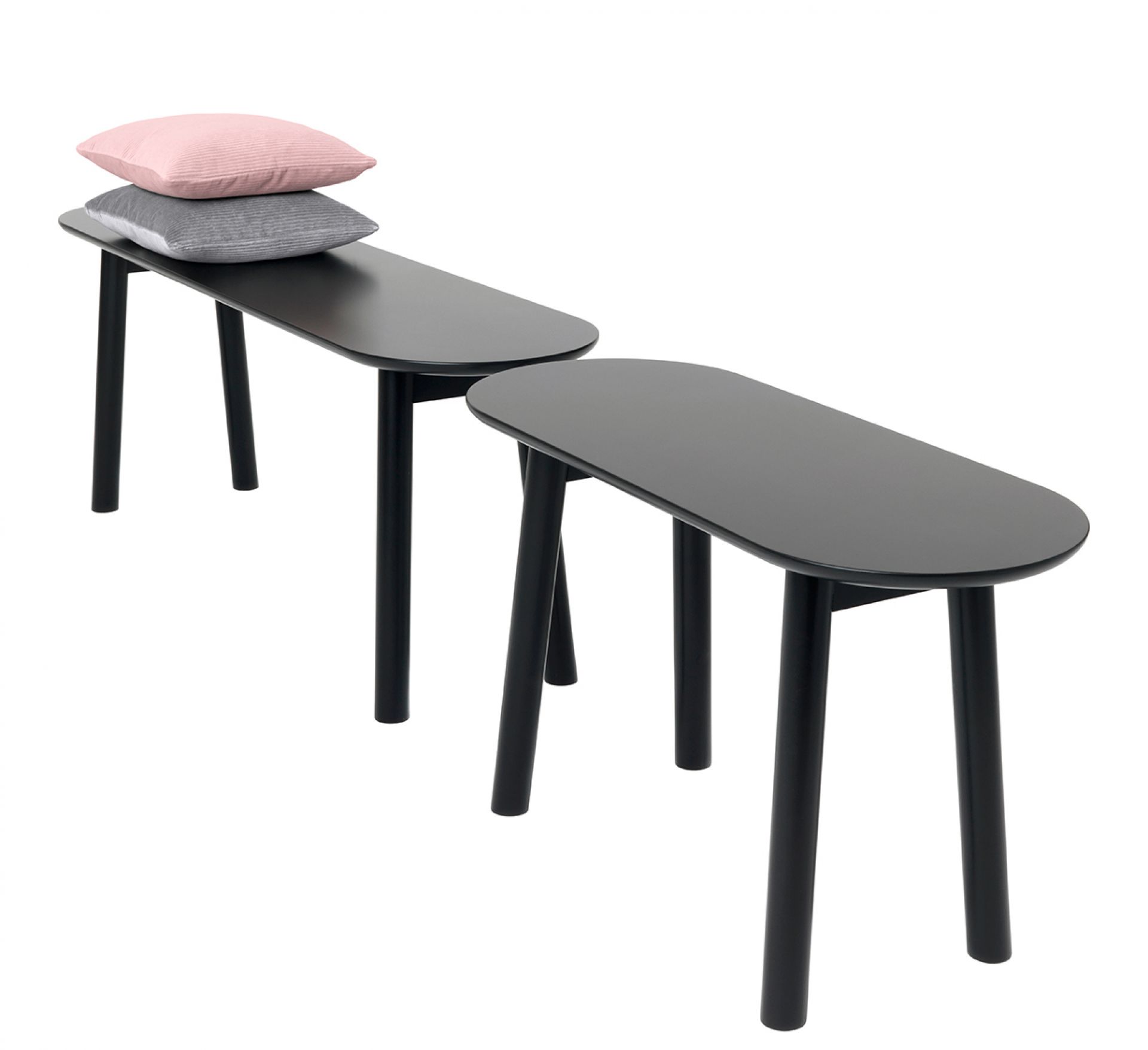 Schwarze Mala Sitzbank von Schönbuch, 75 cm breit, mit Kissen, modernes Möbeldesign für den Flur.