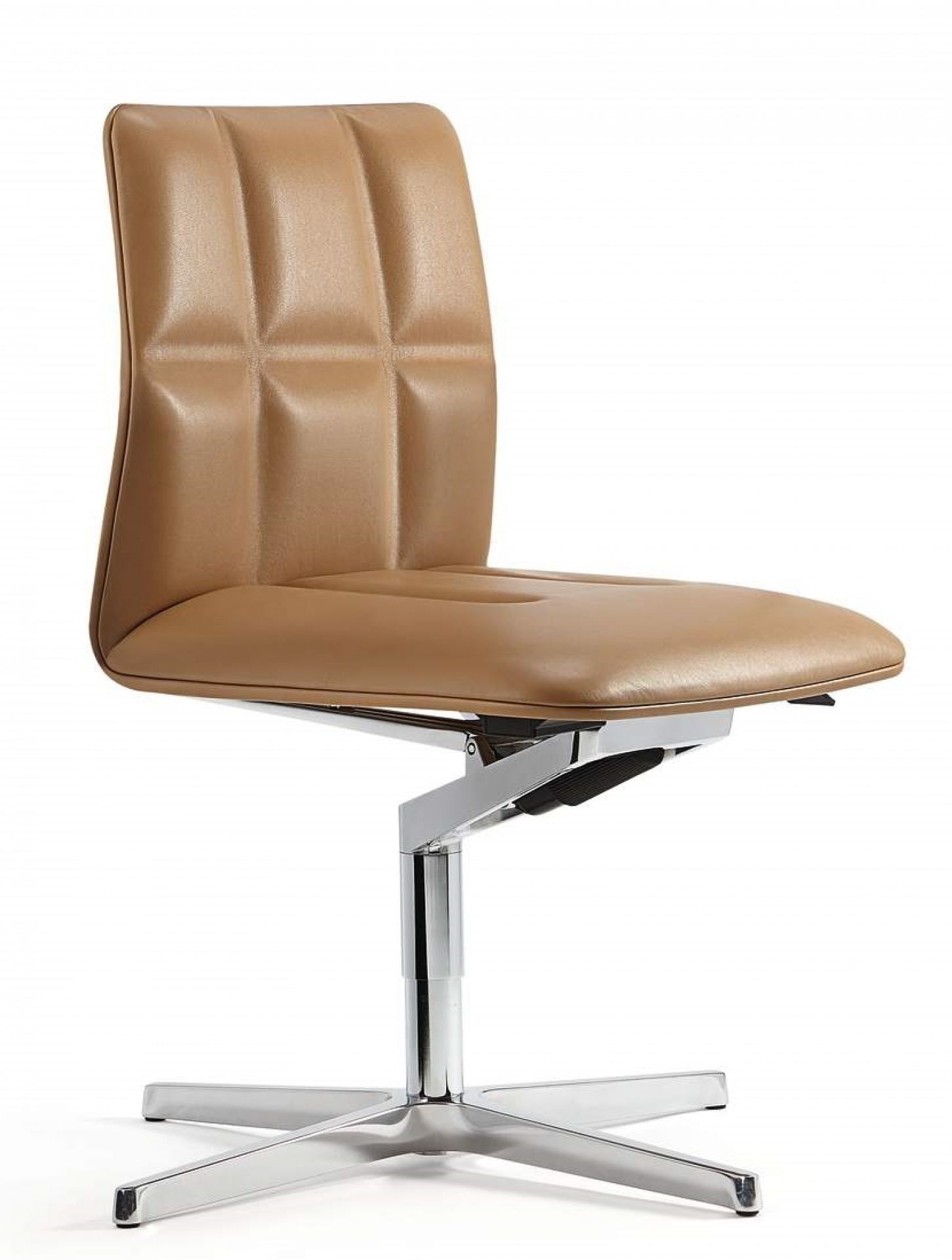 Leadchair Executive Drehstuhl von Walter Knoll, Bürostuhl mit braunem Lederbezug und Chromfußkreuz.