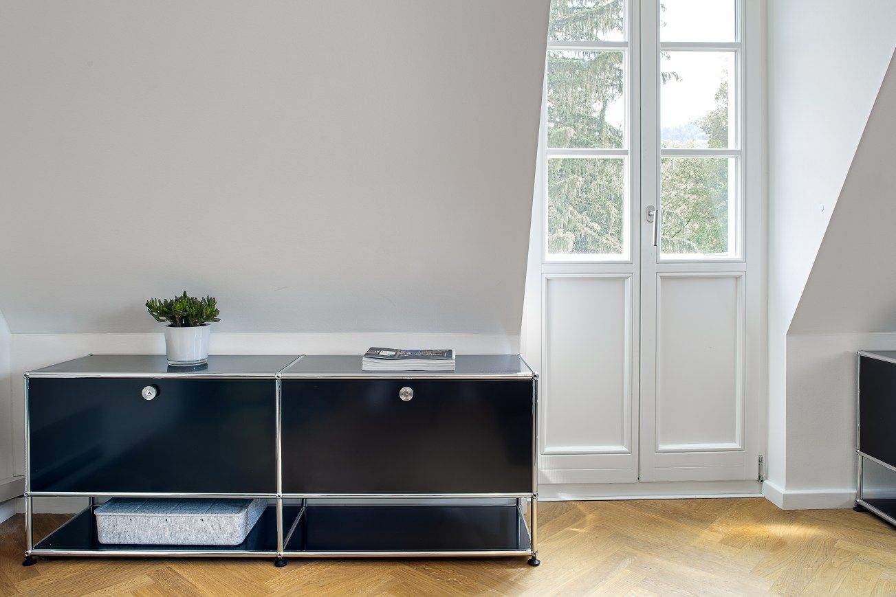 USM Haller Inos diepe box met dienblad