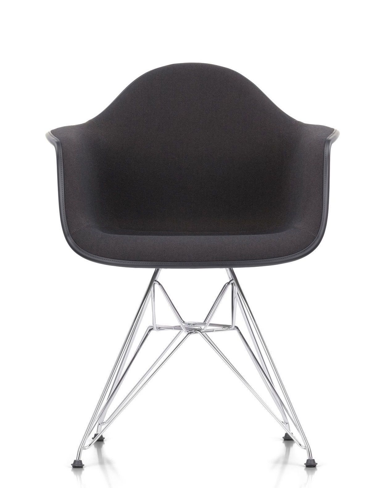 Vitra Eames Plastic Arm Chair DAR, vollgepolstert in Schwarz, mit verchromtem Drahtgestell. Designklassiker.