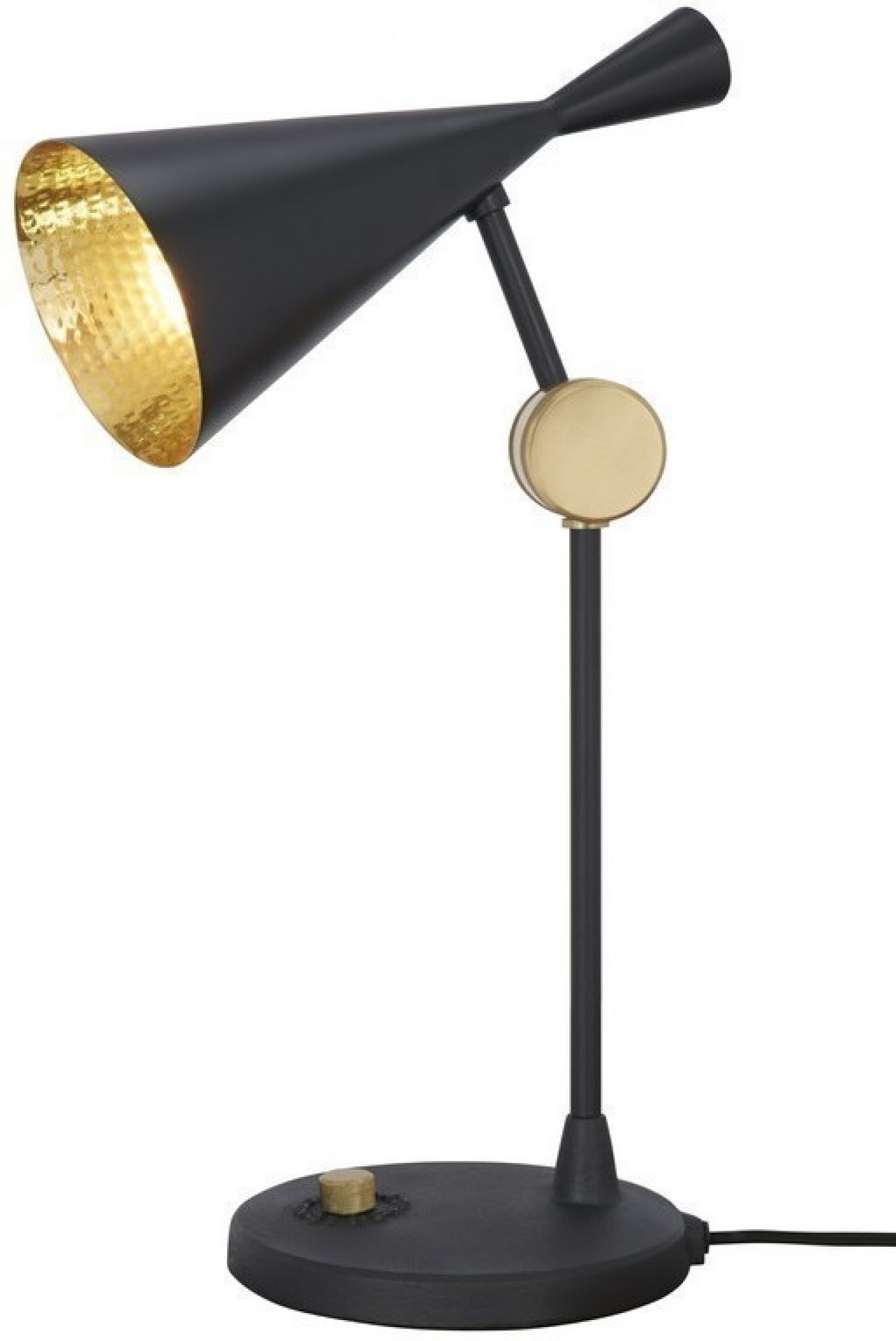 Schwarze Beat Tischleuchte von Tom Dixon mit goldenem Schirm-Inneren für stimmungsvolle Beleuchtung.