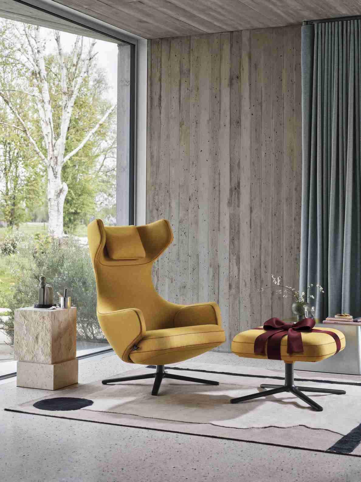 Grand Repos Sessel in Kiesel Melange mit Ottoman, moderner Design Sessel für Wohnzimmer.