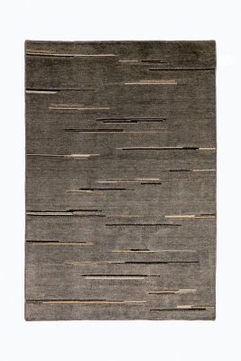 Quadratischer Colorado Teppich von Nanimarquina in Grau mit horizontalen Streifen.