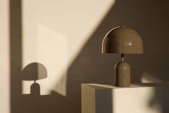 Bell draagbare LED-tafellamp / acculamp / tafellamp van Tom Dixon
