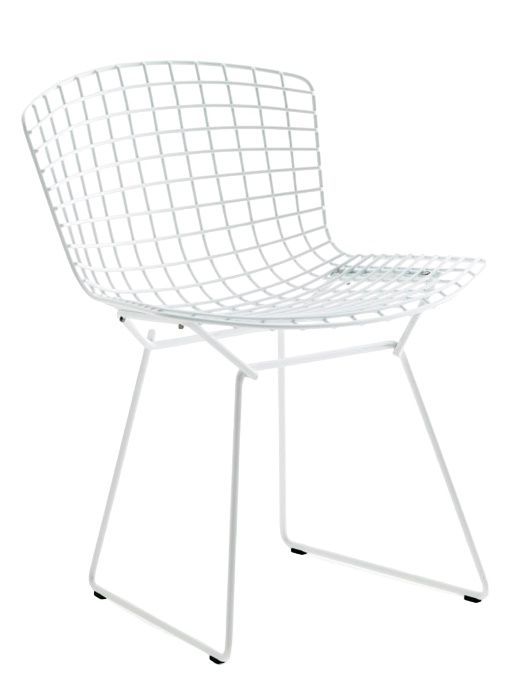 Weißer Bertoia Stuhl für den Außenbereich von Knoll International, Drahtdesign, modernes Möbeldesign.