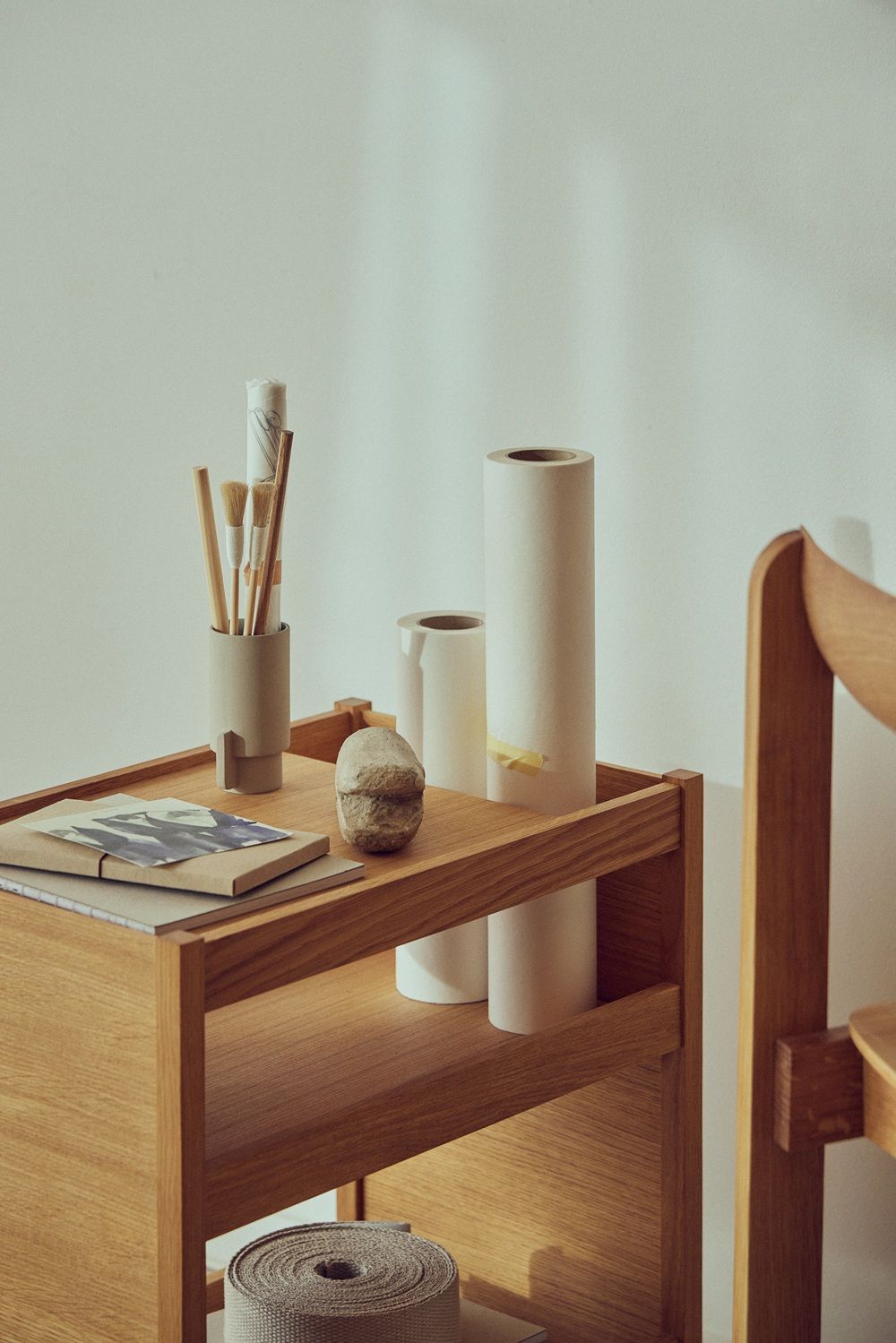 Journal Organizer Side table Opbergtafel Form & Refine