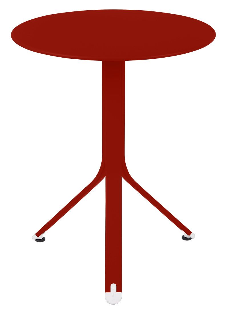 Roter Rest´O Outdoor Tisch von Fermob: Moderner Gartentisch mit runder Tischplatte und dreibeinigem Gestell.
