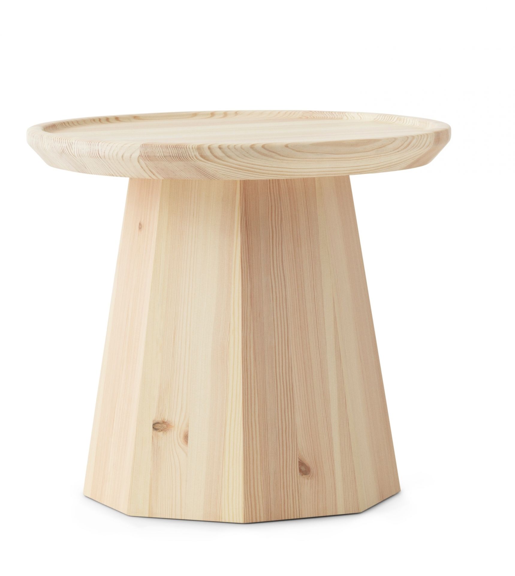 Normann Copenhagen Pine Table, kleiner Beistelltisch aus hellem Kiefernholz, modernes Design für Wohnzimmer und Schlafzimmer.
