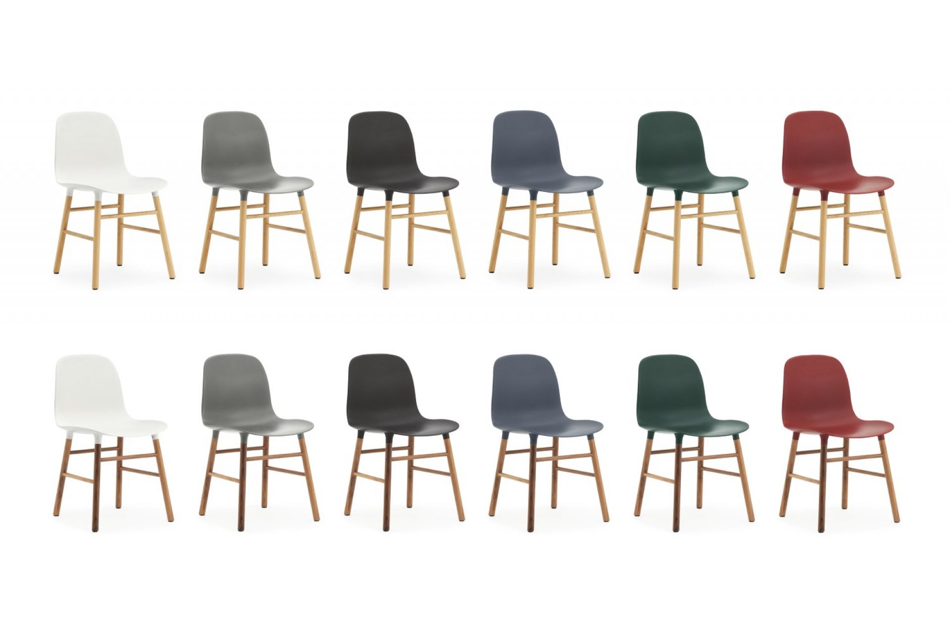 Normann Copenhagen Form Chair Stuhl in verschiedenen Farben mit Holzbeinen, modernes Design für Esszimmer und Büro.