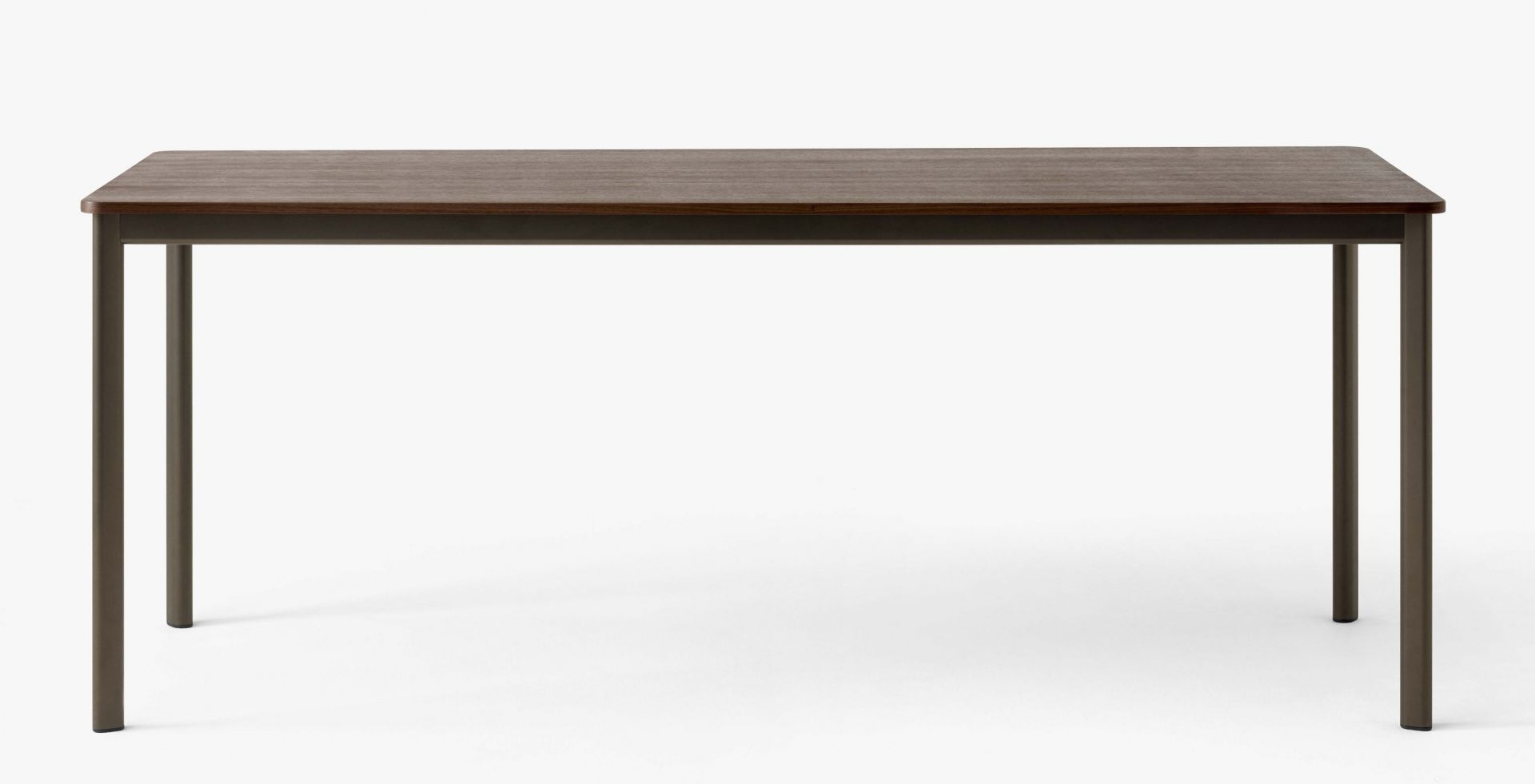 AndTradition Drip Table HW58 aus Holz und Metall, Esstisch für Esszimmer und Küche.