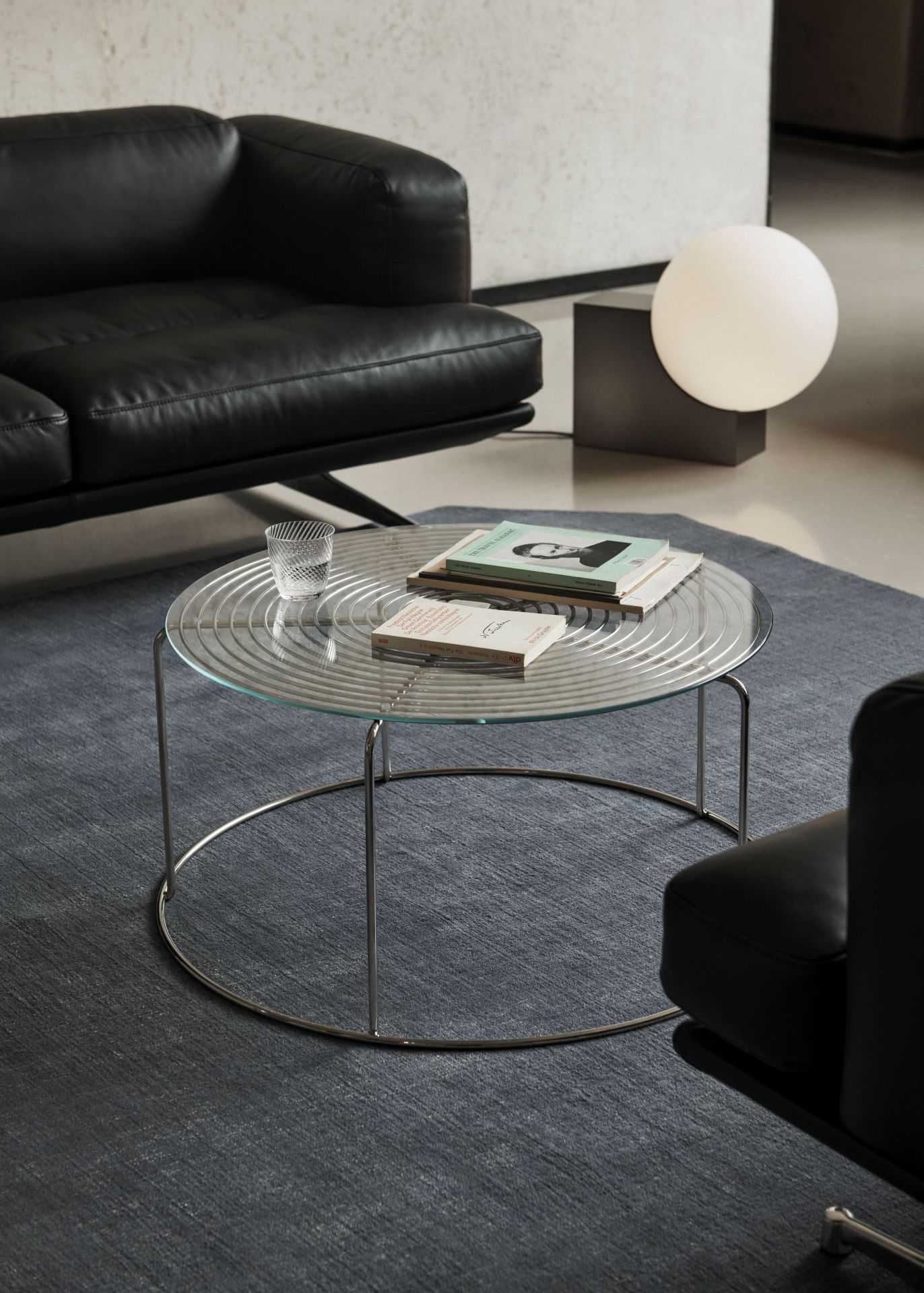 Wire Coffee Table salontafel met glazen blad AndTradition
