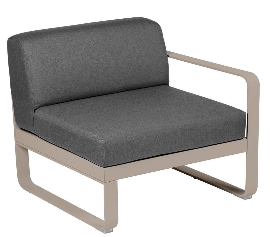 Bellevie 1-Sitzer Modul Outdoor Sofa von Fermob mit Armlehne rechts und grauem Stoffbezug.