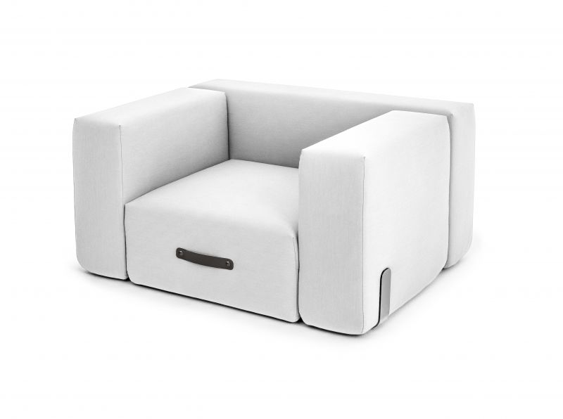 Helles Miami Outdoor Sofa von Conmoto, moderne Gartenmöbel für Terrasse und Balkon.