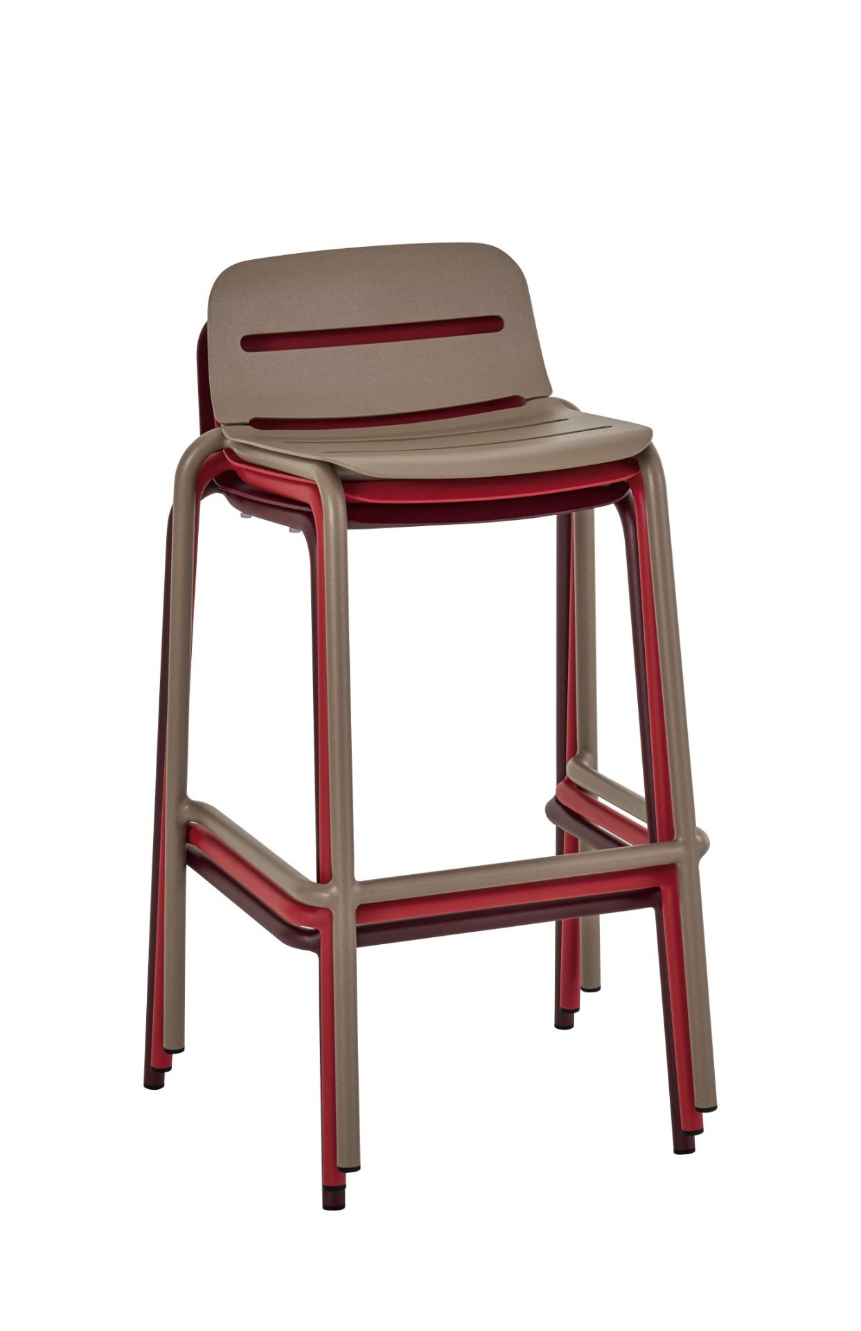 Vapio Barstool Barhocker von Weishäupl, stapelbar, für den Außenbereich, in Braun- und Rottönen.