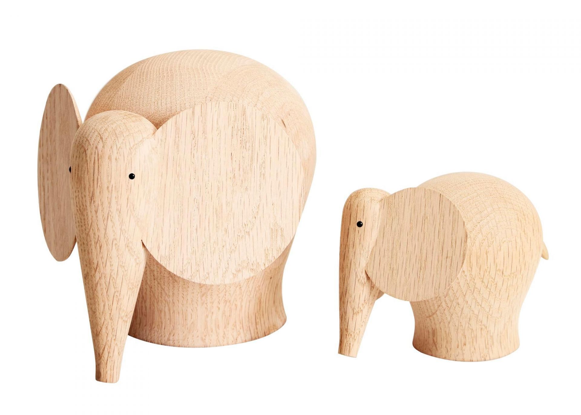 Zwei Nunu Holzelefanten: ein großer und ein kleiner, aus hellem Holz. Dekoration.