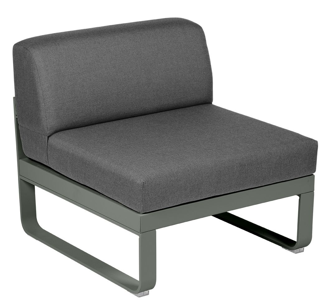 Bellevie Fermob Outdoor Sofa Mitte Modul 1-Sitzer in Grau, modernes Gartenmöbel für Terrasse und Balkon.