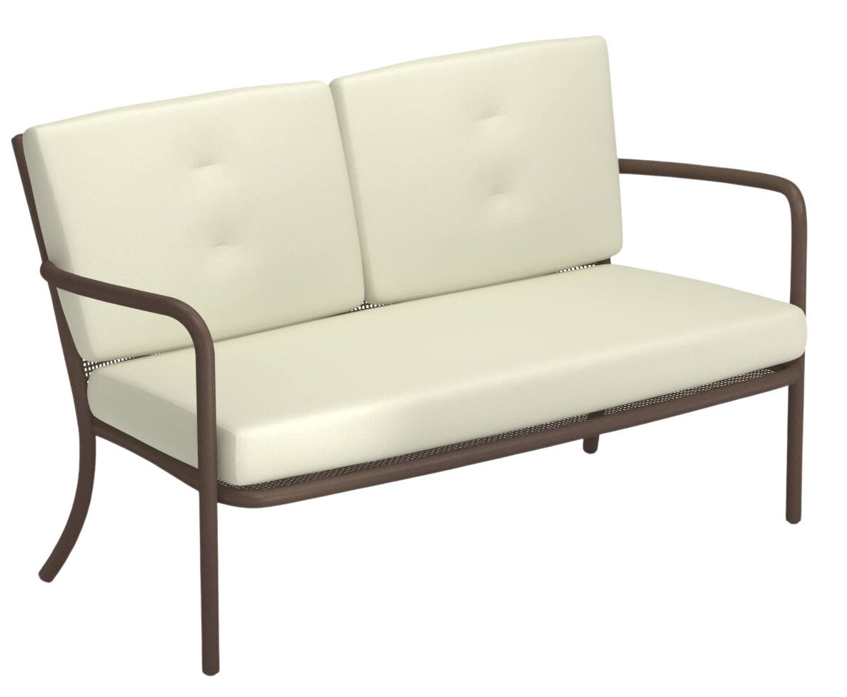 Athena 2-Sitzer Sofa von Emu für den Außenbereich mit braunem Gestell und cremefarbenen Polstern.