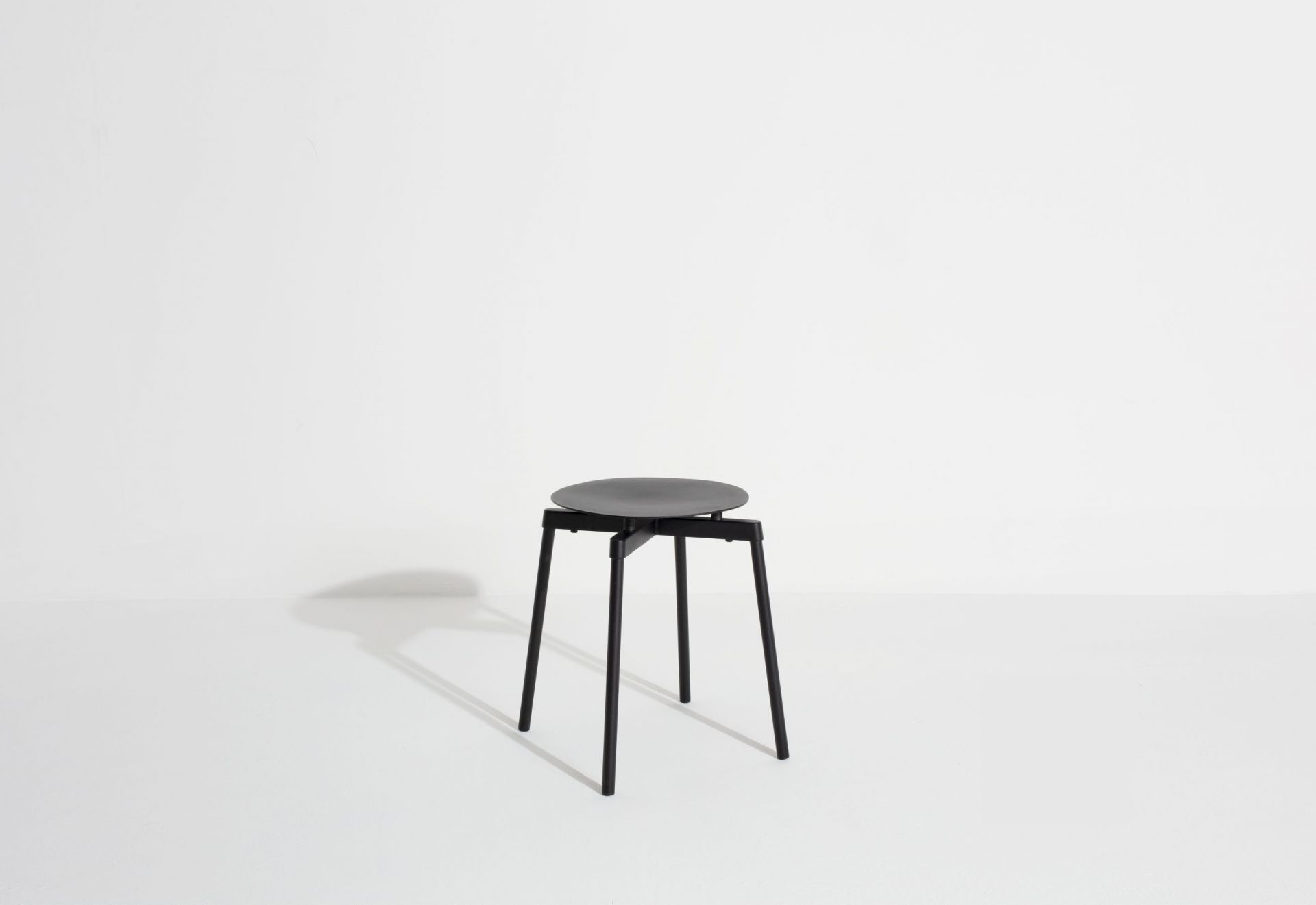 Fromme Stool kruk van Petite Friture 