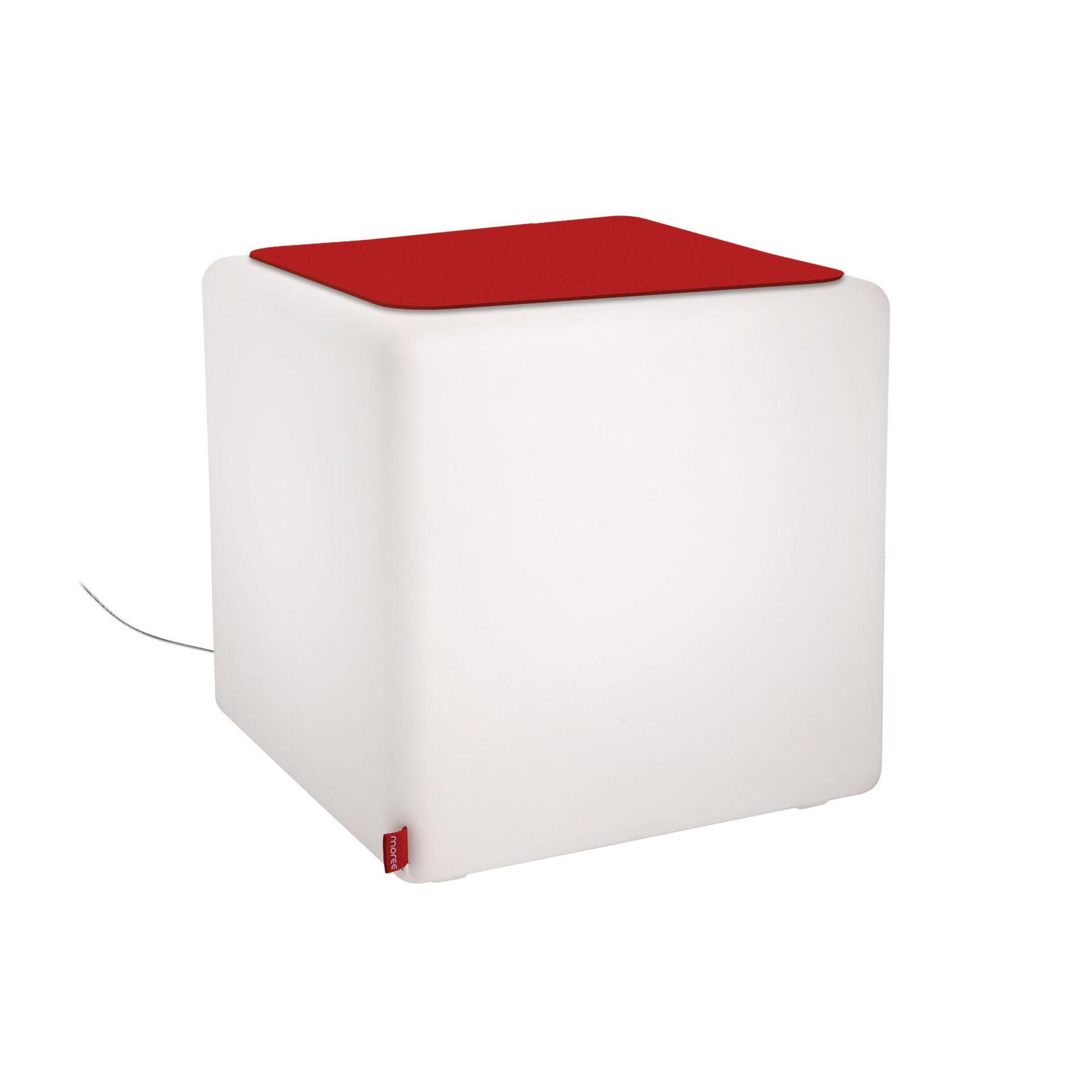 CUBE Hocker mit rotem Filzkissen als Sitzgelegenheit oder Beistelltisch für den Innenbereich.