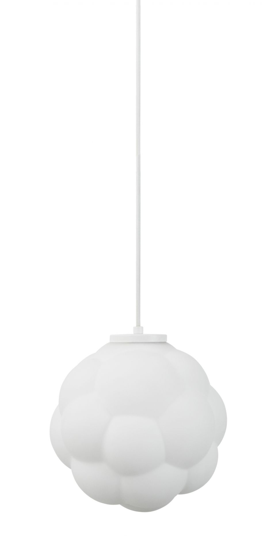 Weiße Bubba Pendelleuchte von Normann Copenhagen, moderne Hängelampe mit einzigartigem Design.