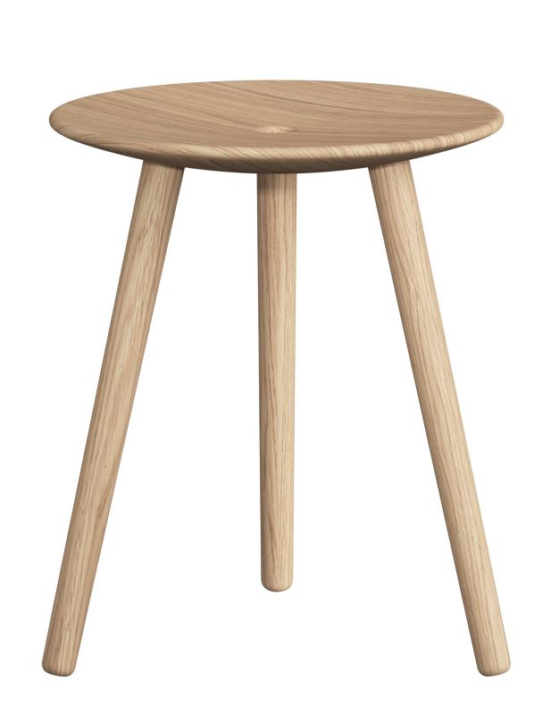 DI Volo Hocker von novoform: Runder, heller Holz-Hocker mit drei Beinen. Moderner skandinavischer Stil.