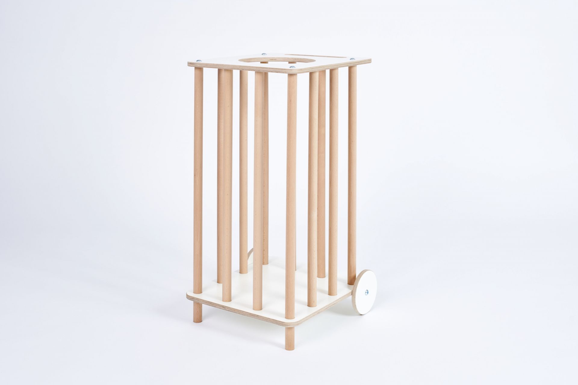 Tojo Kids Zoo Plüschtierkarren aus Holz, Spielzeugwagen mit Rollen für Kinderzimmer, Aufbewahrung.