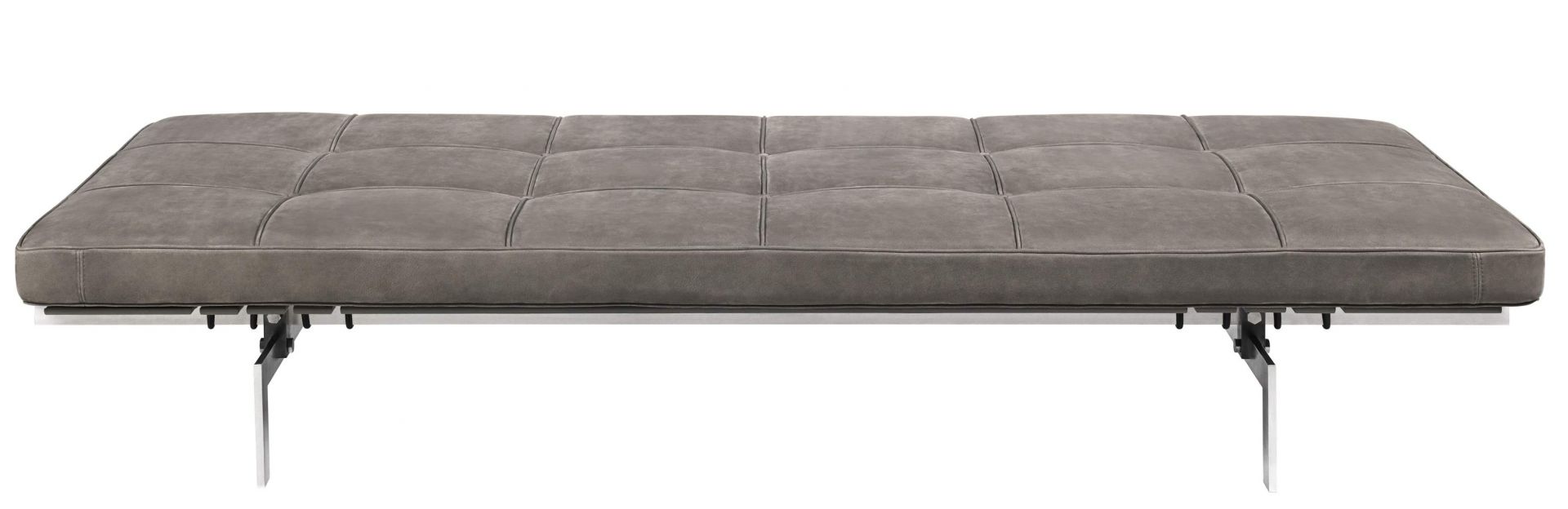 PK80 Liege von Fritz Hansen mit grauem Lederbezug und Stahlgestell, Frontansicht.