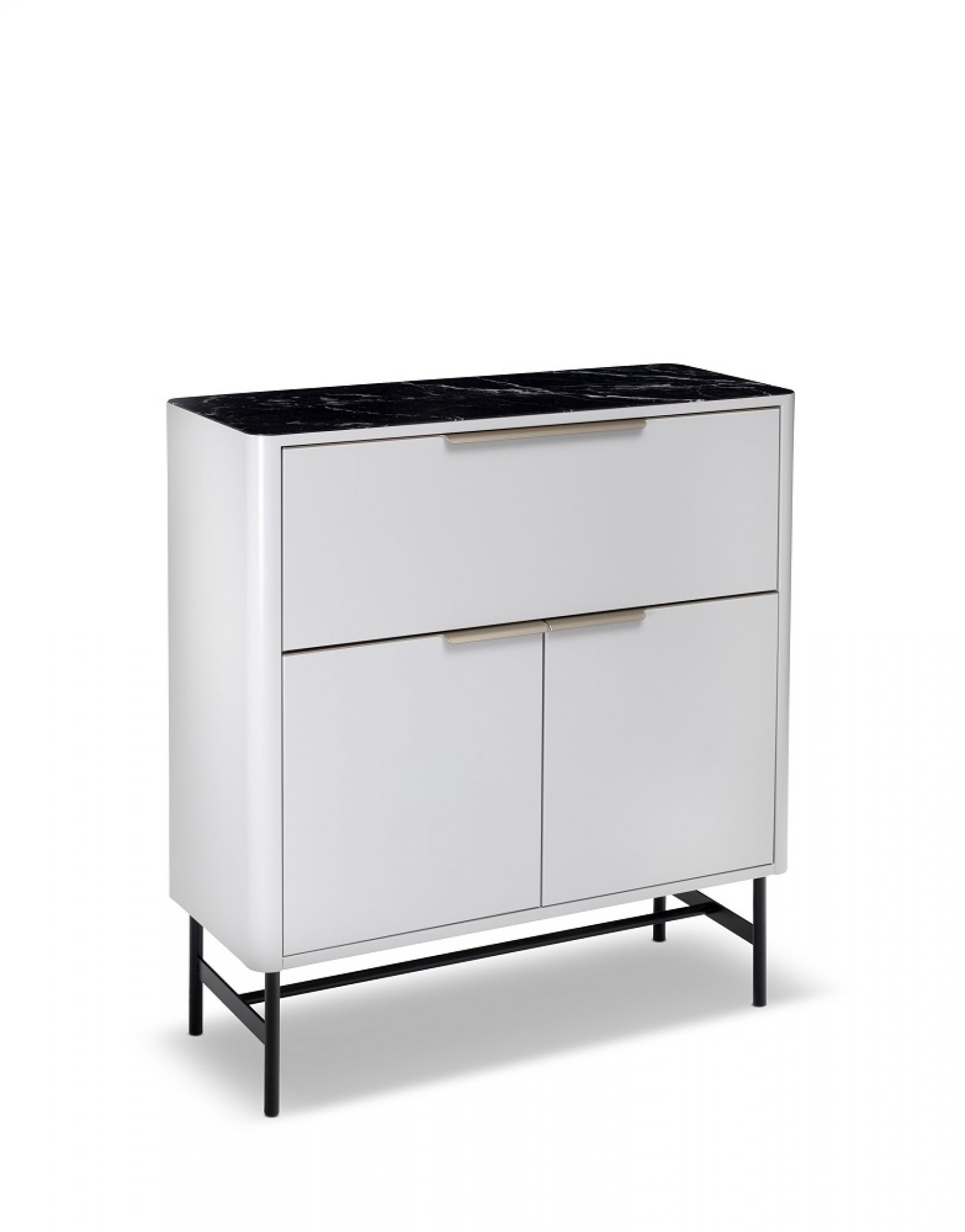 Weißes Sideboard der Müller Möbelfabrikation mit Marmorplatte und schwarzen Füßen. Modernes Möbelstück für Wohnzimmer und Esszimmer.