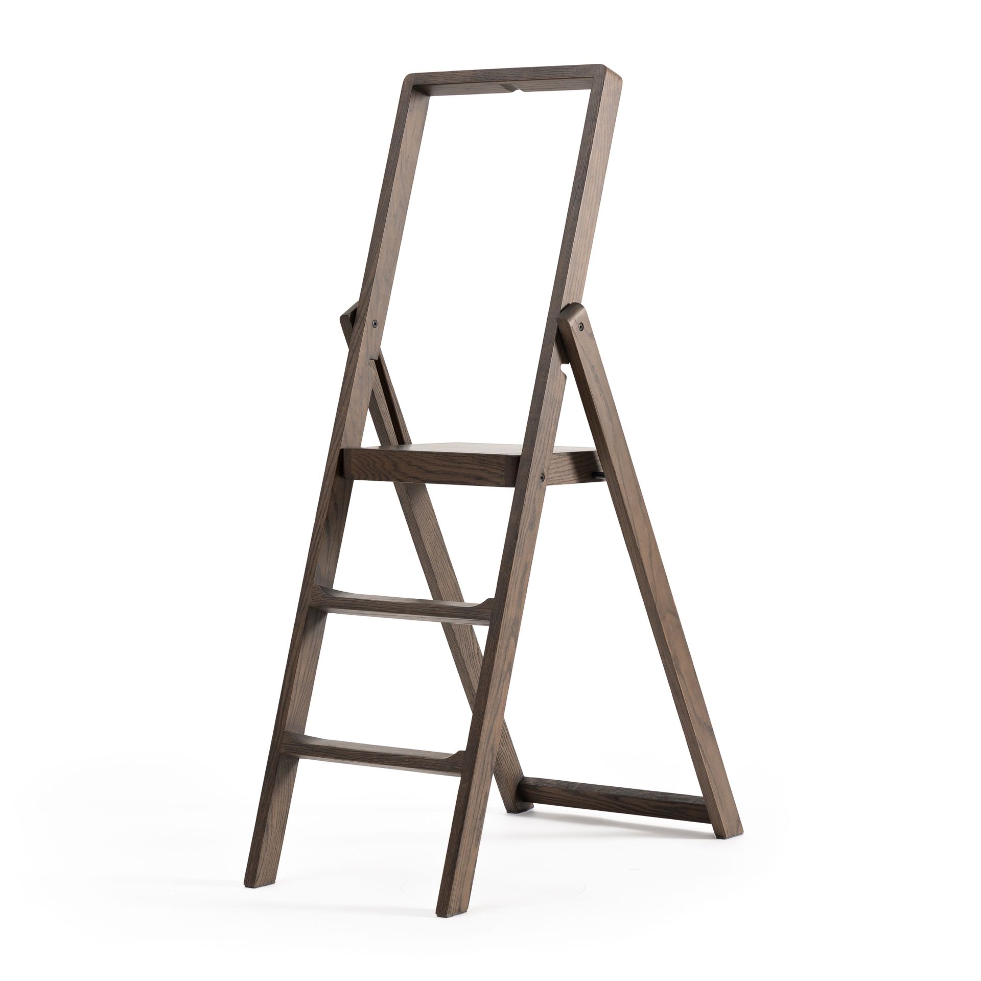 Trapladder van donker eikenhout, Design House Stockholm