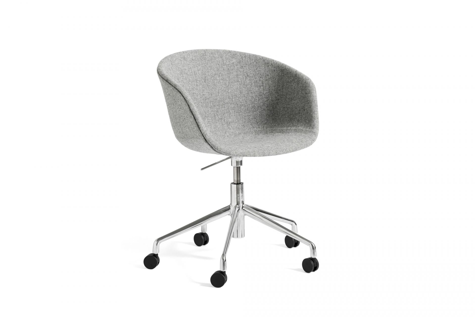 Grauer About a Chair AAC53 Drehstuhl von Hay mit Vollpolster und Rollen.