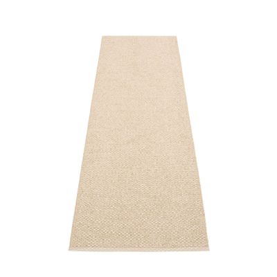 Beiger Pappelina Svea Kunststoffteppich, 70x240 cm, gewebt, für Innen- und Außenbereich, robust und pflegeleicht.