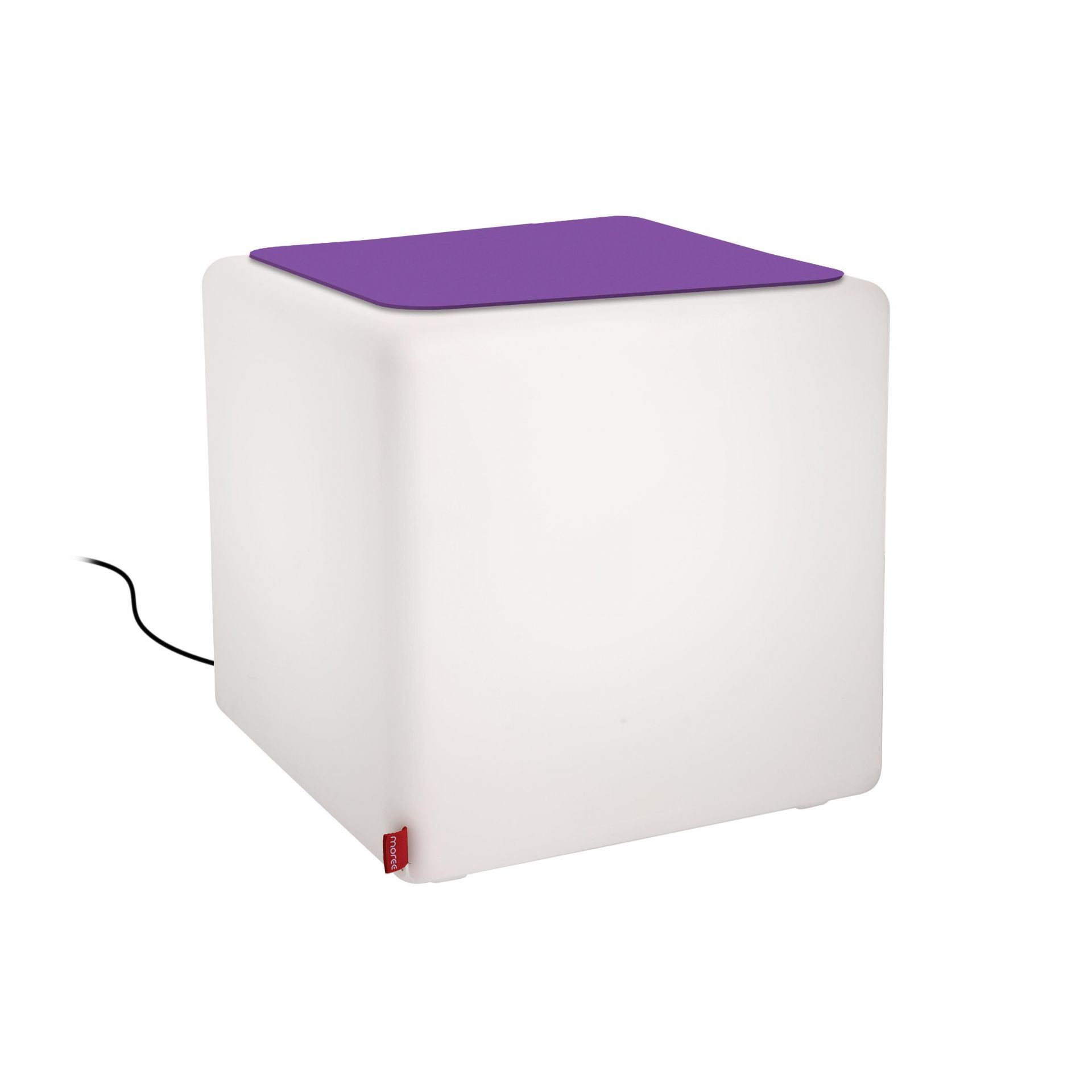 CUBE Hocker mit violettem Filzkissen, ideal als Outdoor Beistelltisch und Sitzgelegenheit.