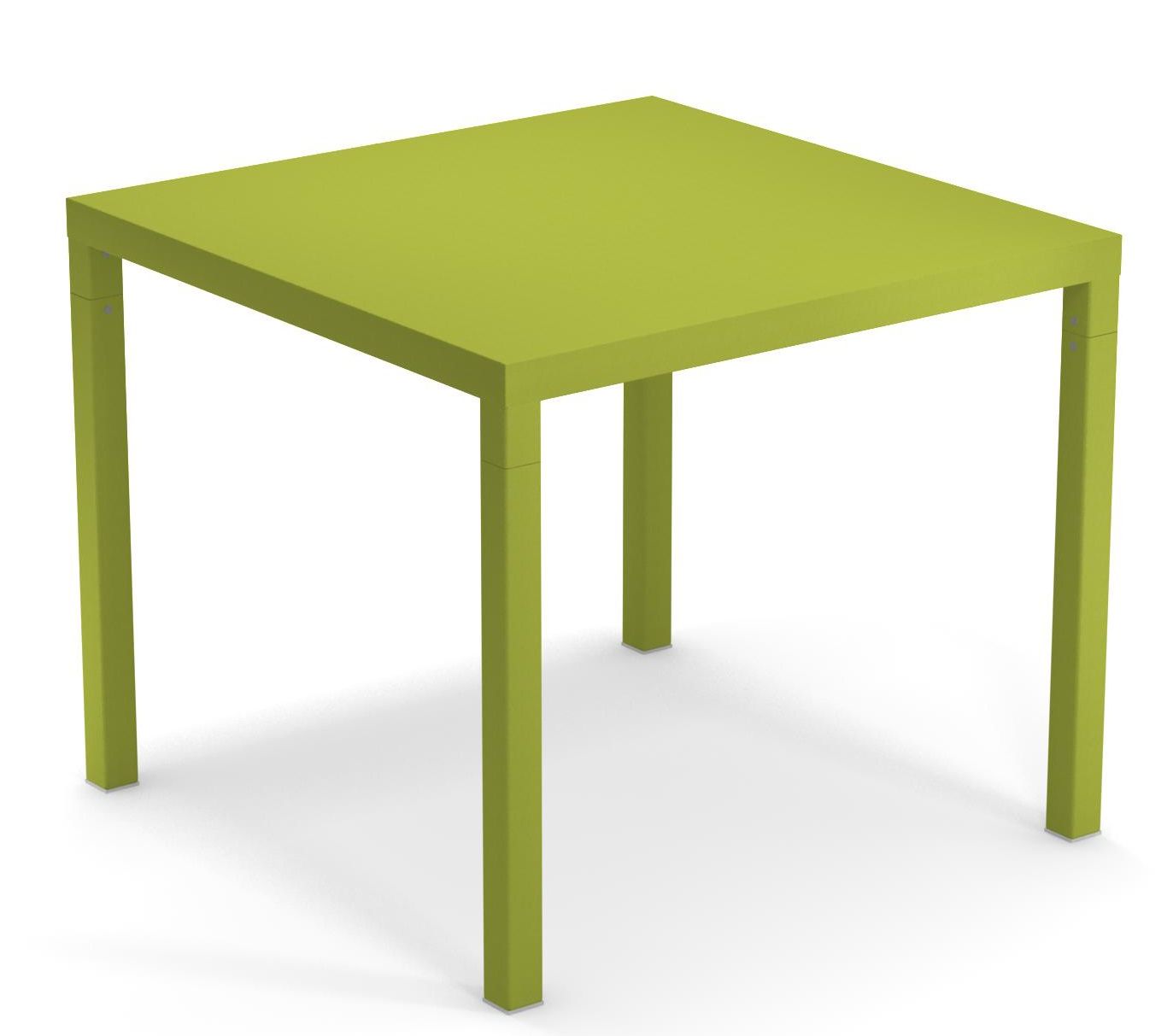 Quadratischer, hellgrüner Nova Tisch von Emu für den Außenbereich, modernes Design mit klaren Linien.