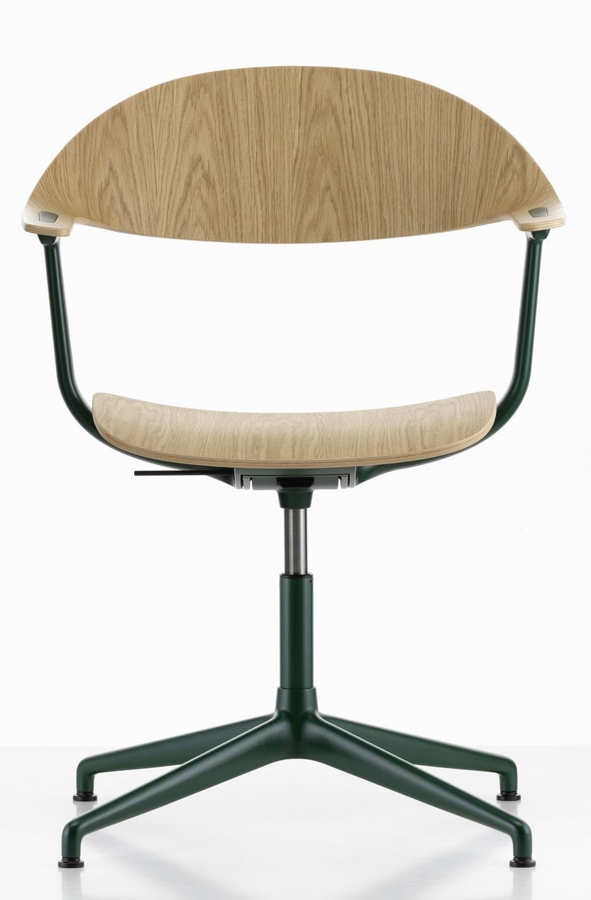 Mynt Bürodrehstuhl von Vitra mit hellem Holz-Sitz und Rückenlehne sowie grünem Metallgestell.