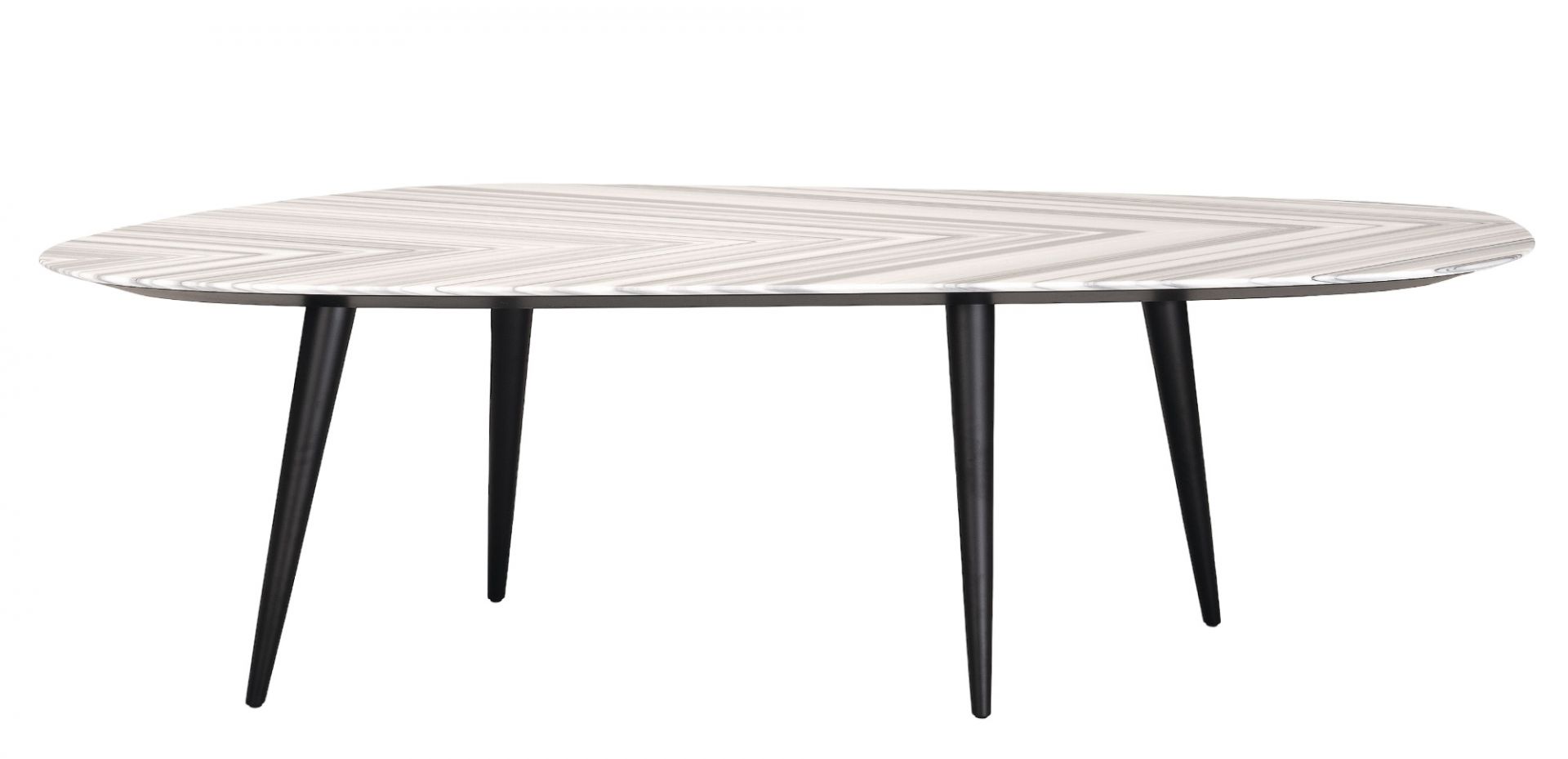Zanotta Esstisch mit Marmorplatte und schwarzen Beinen. Moderner Tisch für Esszimmer.